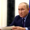 300 de zile de lupte în țara vecină. Vladimir Putin a amânat invazia planificată de Rusia în Ucraina de trei ori / Ucraina va consolida apărarea frontierei cu Belarus, în timp ce Putin se întâlneşte cu Lukaşenko
