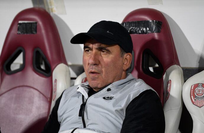 Farul lui Gică Hagi, 4 minusuri și 4 plusuri în visul Ligii Campionilor Farul lui Gică Hagi, 4 minusuri și 4 plusuri în visul Ligii Campionilor