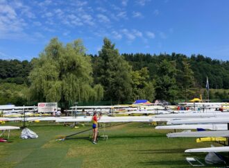 Canotorii prezenți la Lucerna, drumuri cu mijloacele de transport Canotorii prezenți la Lucerna, drumuri cu mijloacele de transport