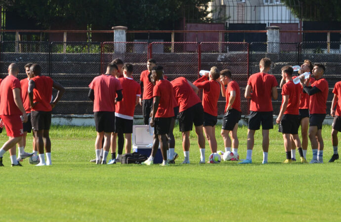 CSM Reșița nu a obținut certificarea pentru Liga 2 CSM Reșița nu a obținut certificarea pentru Liga 2