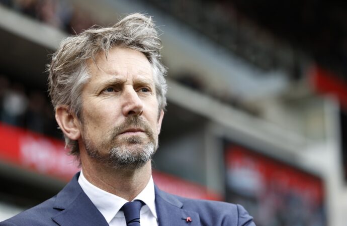 Edwin van de Sar a suferit o hemoragie cerebrală!