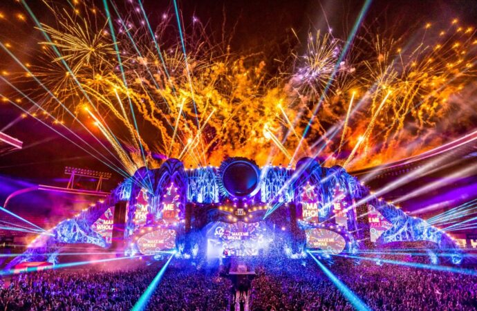 UNTOLD urcă în topul festivalurilor din întreaga lume UNTOLD urcă în topul festivalurilor din întreaga lume