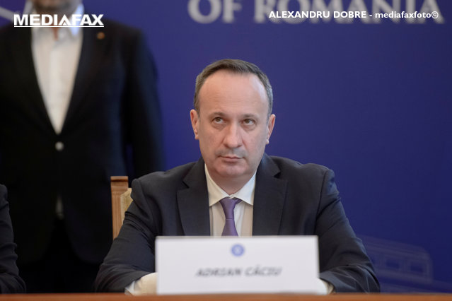 Nu discutăm de recensiune. Putem discuta despre o situaţie complicată Nu discutăm de recensiune. Putem discuta despre o situaţie complicată