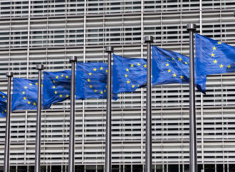 Bosnia şi Herţegovina, cu un pas mai aproape de UE. Liderii europeni urmează să aprobe începerea negocierilor de aderare la blocul comunitar Bosnia şi Herţegovina, cu un pas mai aproape de UE. Liderii europeni urmează să aprobe începerea negocierilor de aderare la blocul comunitar