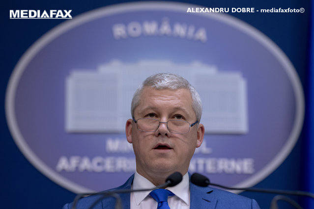 Cătălin Predoiu a discutat cu omologul italian despre fugarii români care se ascund în Italia Cătălin Predoiu a discutat cu omologul italian despre fugarii români care se ascund în Italia