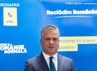 Ministrul Dezvoltării, Adrian Veştea, candidează la conducerea Consiliului Judeţean Braşov Ministrul Dezvoltării, Adrian Veştea, candidează la conducerea Consiliului Judeţean Braşov