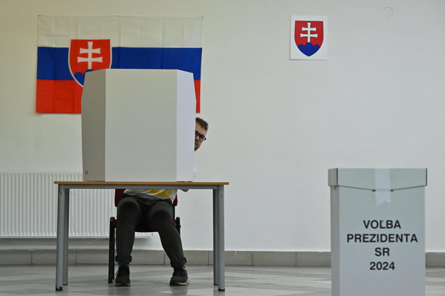 candidatul pro-occidental Ivan Korčok a câştigat primul tur candidatul pro-occidental Ivan Korčok a câştigat primul tur