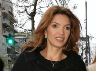 Soţul Cristinei Spătar vrea să devină primar. Peste câteva zile îşi lansează candidatura Soţul Cristinei Spătar vrea să devină primar. Peste câteva zile îşi lansează candidatura