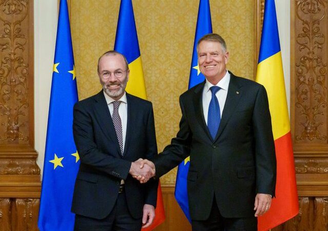 Klaus Iohannis, întâlnire cu Manfred Weber. Au discutat despre alegerile europene