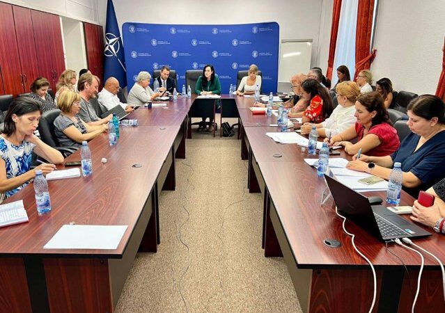 Ministerul Muncii anunţă modificarea a şase acte normative din domeniul asistenţei sociale Ministerul Muncii anunţă modificarea a şase acte normative din domeniul asistenţei sociale