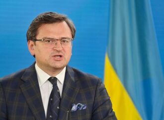 Ministrul de externe al Ucrainei a mers la New Delhi pentru discuţii cu oficialii indieni