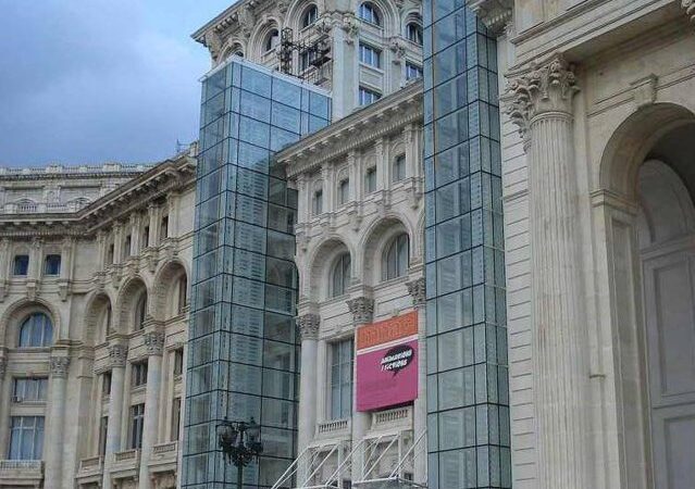 1,5 milioane de lei de la Ministerul Culturii pentru completarea colecţiilor a trei muzee 1,5 milioane de lei de la Ministerul Culturii pentru completarea colecţiilor a trei muzee