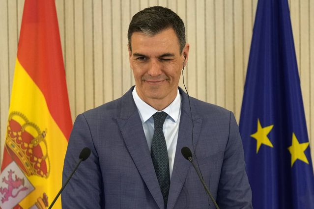Am nevoie să mă opresc şi să mă gândesc Am nevoie să mă opresc şi să mă gândesc