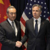 Blinken s-a întâlnit la Beijing cu ministrul chinez de Externe. Factorii „negativi” se acumulează în relaţiile dintre SUA şi China, afirmă Wang Yi
