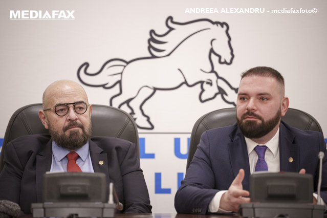 Vlad Popescu Piedone şi-a depus candidatura la Sectorul 5: Proiectele începute vor continua Vlad Popescu Piedone şi-a depus candidatura la Sectorul 5: Proiectele începute vor continua