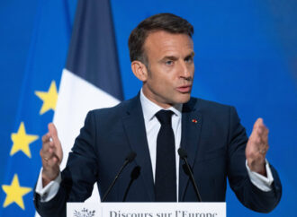 Macron este pregătit să „deschidă dezbaterea” asupra unei apărări europene care să includă arme nucleare Macron este pregătit să „deschidă dezbaterea” asupra unei apărări europene care să includă arme nucleare