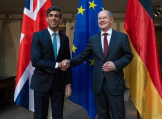 Marea Britanie şi Germania sporesc colaborarea în domeniul apărării, unite în sprijinul Ucrainei Marea Britanie şi Germania sporesc colaborarea în domeniul apărării, unite în sprijinul Ucrainei