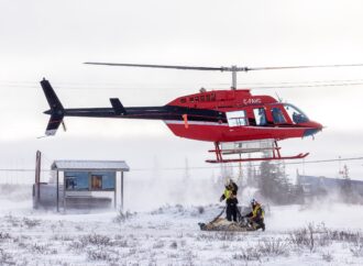 Jurnal de Nord, Canada, ziua 5: Ursul care zboară, de la închisoare la festin
