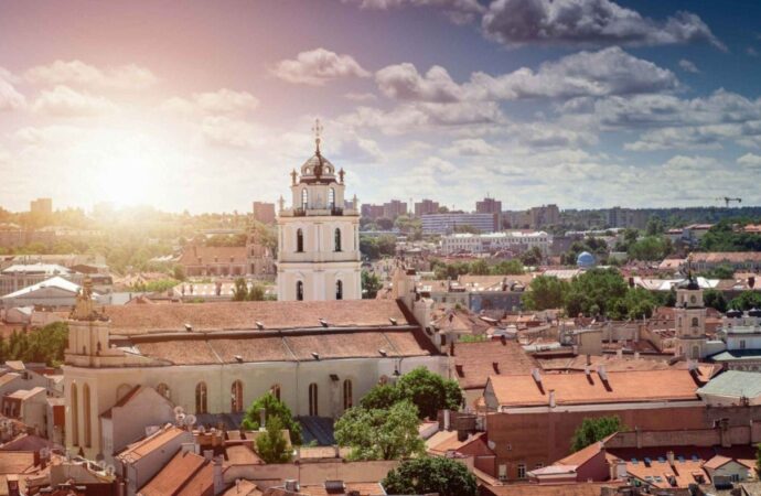 Care este cea mai ieftină capitală din Europa pentru amatorii de city break-uri. Se poate mânca cu mai puțin de 3 euro Care este cea mai ieftină capitală din Europa pentru amatorii de city break-uri. Se poate mânca cu mai puțin de 3 euro