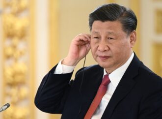 Preşedintele Chinei, Xi Jinping, a început turneul european. Care sunt mizele