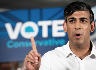 Premierul Rishi Sunak este mai bogat decât regele Charles. Acest lucru l-ar putea costa scump la vot Premierul Rishi Sunak este mai bogat decât regele Charles. Acest lucru l-ar putea costa scump la vot