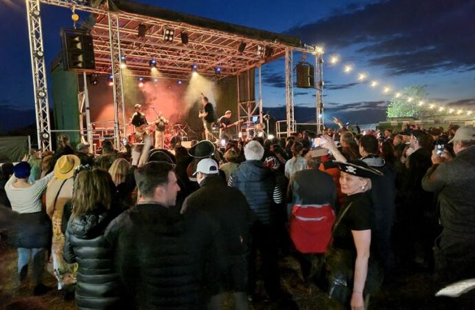 A început Festivalul Piraților la Sulina. A început Festivalul Piraților la Sulina.