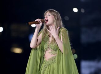 O biserică din Germania oferă cântece de Taylor Swift la liturghie O biserică din Germania oferă cântece de Taylor Swift la liturghie