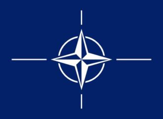 Miniştrii de externe din ţările NATO se întâlnesc pentru a discuta despre armele furnizate Ucrainei