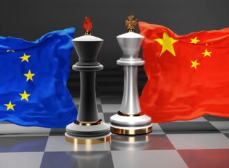 Europa riscă să suporte ȘOCUL comerțului Chinei, după decizia SUA de impunere a taxelor vamale