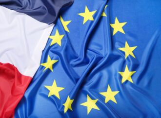 Franța trebuie să își relanseze INDUSTRIA /Europa poate fi competitivă într-un sistem comercial mondial echitabil Franța trebuie să își relanseze INDUSTRIA /Europa poate fi competitivă într-un sistem comercial mondial echitabil