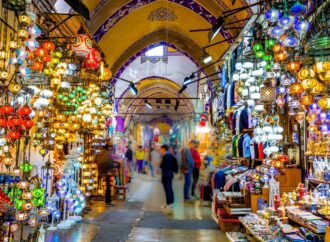 Pățania unui turist român în Istanbul. Cât a plătit pentru kebabul consumat în Marele Bazar Pățania unui turist român în Istanbul. Cât a plătit pentru kebabul consumat în Marele Bazar