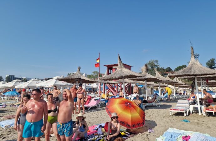 Cele mai accesibile tarife de Rusalii, la mare și la munte. La cât ajunge o cameră la un hotel din Mamaia
