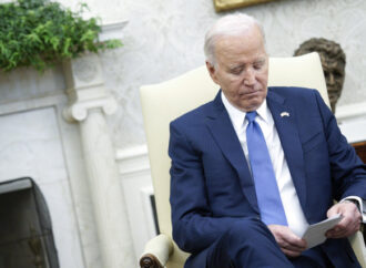 Joe Biden începe o vizită în Franţa. Aceasta va ţine până duminică