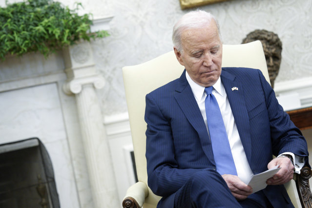 Joe Biden începe o vizită în Franţa. Aceasta va ţine până duminică Joe Biden începe o vizită în Franţa. Aceasta va ţine până duminică