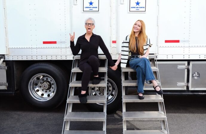 Lindsay Lohan și Jamie Lee Curtis încep filmările la Freaky Friday 2 Lindsay Lohan și Jamie Lee Curtis încep filmările la Freaky Friday 2