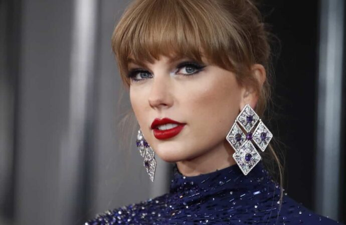 Taylor Swift cheltuie 300.000 de dolari pe mâncare în Eras Tour Taylor Swift cheltuie 300.000 de dolari pe mâncare în Eras Tour