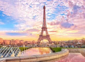 Turnul Eiffel, mai scump, chiar înainte de Jocurile Olimpice 2024. Ce a cauzat creșterea tarifelor Turnul Eiffel, mai scump, chiar înainte de Jocurile Olimpice 2024. Ce a cauzat creșterea tarifelor
