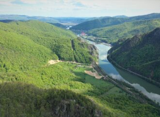 Cum a fost construită șoseaua de pe Valea Oltului. Drumul Carpaților, închis pentru lucrări la autostradă Cum a fost construită șoseaua de pe Valea Oltului. Drumul Carpaților, închis pentru lucrări la autostradă