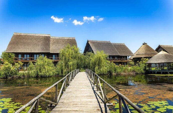 Delta Dunării: experiențe unice pentru turiștii iubitori de natură, în cel mai tânăr tărâm al Europei Delta Dunării: experiențe unice pentru turiștii iubitori de natură, în cel mai tânăr tărâm al Europei
