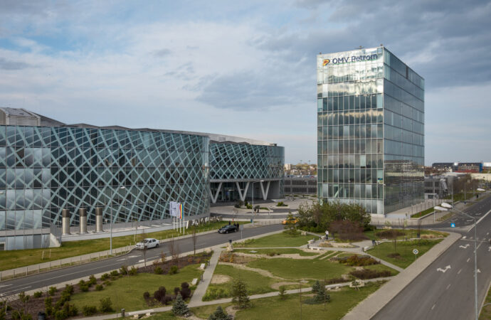 Profitul OMV Petrom a crescut de aproape trei ori în primele șase luni din 2024, deși PREȚURILE la gaze și energie au scăzut. Care au fost cauzele Profitul OMV Petrom a crescut de aproape trei ori în primele șase luni din 2024, deși PREȚURILE la gaze și energie au scăzut. Care au fost cauzele