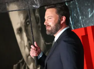 Ben Affleck și-a cumpărat o vilă lângă fosta soție, Jennifer Garner Ben Affleck și-a cumpărat o vilă lângă fosta soție, Jennifer Garner