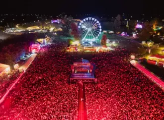 Ce faci în weekend? La ceremonia de Ziua Aviației vor fi zeci de avioane și elicoptere militare. Parcul Drumul Taberei are loc un turneu de șah