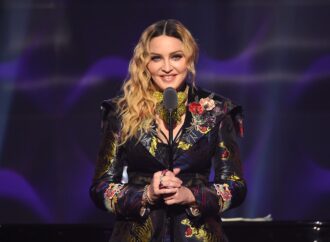 STUDIU. Odată cu înaintarea în vârstă ritmul pieselor începe să devină mai lent. Printre artiștii incluși în studiu sunt Céline Dion sau Madonna STUDIU. Odată cu înaintarea în vârstă ritmul pieselor începe să devină mai lent. Printre artiștii incluși în studiu sunt Céline Dion sau Madonna