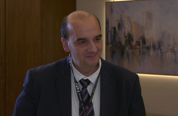 Konstantinos Farsalinos: „Reducerea numărului de fumători necesită promovarea alternativelor”