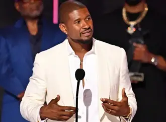 Usher a primit premiul pentru întreaga carieră la BET Awards