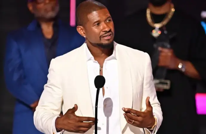 Usher a primit premiul pentru întreaga carieră la BET Awards
