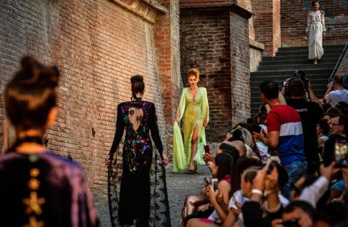 Feeric Fashion Week ajunge la a 16-a ediție
