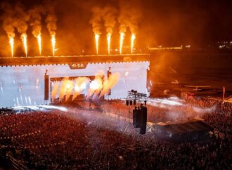 Ce artiști cântă în ultima seară la SAGA Festival Ce artiști cântă în ultima seară la SAGA Festival