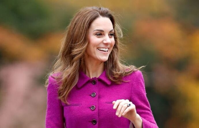Kate Middleton are o apariție surpriză la Jocurile Olimpice. Turneul lui Harry și Meghan în Columbia este numit „o distragere a atenției” Kate Middleton are o apariție surpriză la Jocurile Olimpice. Turneul lui Harry și Meghan în Columbia este numit „o distragere a atenției”