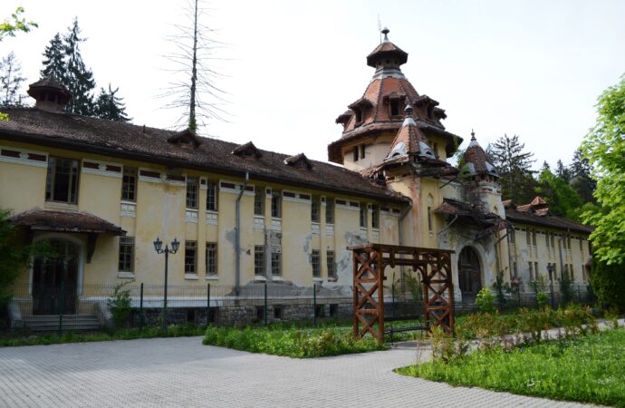 Apele tămăduitoare ale României. Cele mai vestite stațiuni balneare unde turiștii se pot răsfăța cu tratamente demne de Cleopatra, regina Egiptului Apele tămăduitoare ale României. Cele mai vestite stațiuni balneare unde turiștii se pot răsfăța cu tratamente demne de Cleopatra, regina Egiptului
